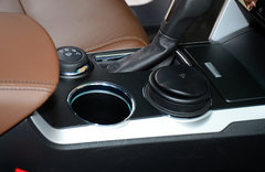 FBI大批出動(dòng)！福特新探險(xiǎn)者尊享型試駕