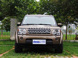 動(dòng)力強(qiáng)勁視線好 試路虎第四代發(fā)現(xiàn)5.0HSE