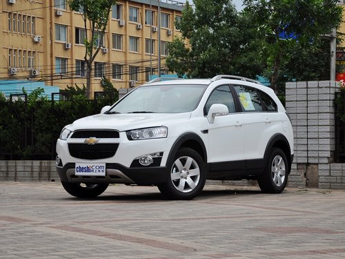 雪佛蘭 2.4L 自動(dòng) 車輛左前45度視角