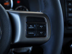 復古造型 承襲經典 試駕Jeep新自由客