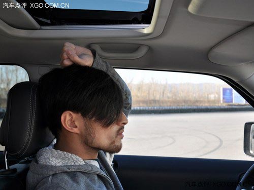 復古造型 承襲經典 試駕Jeep新自由客