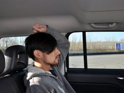 復古造型 承襲經典 試駕Jeep新自由客