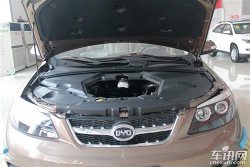 比亞迪 比亞迪S6