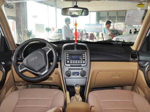 奇瑞汽車 精英版 1.6L 手動 中控臺整體