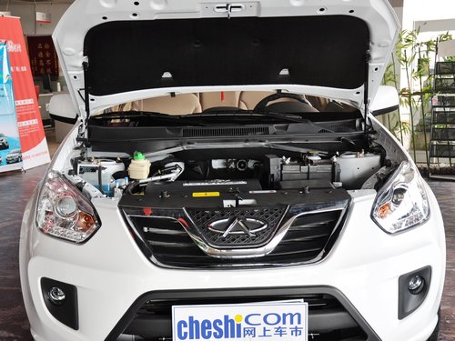 奇瑞汽車 精英版 1.6L 手動 發(fā)動機局部特寫