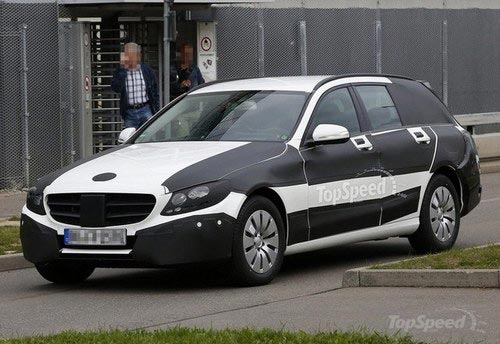 明年9月發(fā)布 奔馳C級(jí)旅行車路試諜照