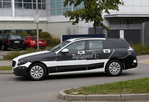 明年9月發(fā)布 奔馳C級(jí)旅行車路試諜照