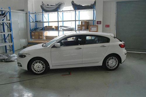 或日內(nèi)瓦車展發(fā)布 觀致3五門版實(shí)車諜照