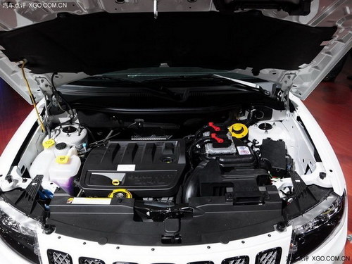 Jeep炫酷新款指南者亮相2013上海車展