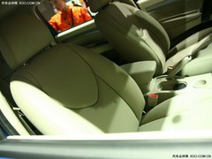 10.98-13.88萬 陸風X8 2.0T汽油版上市