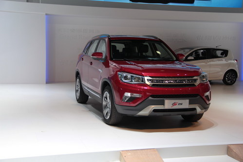 廣州車展探館 長安CS75緊湊級SUV現(xiàn)身