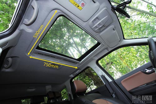 別再叫我騎士 網(wǎng)易汽車試駕2013款海馬S7