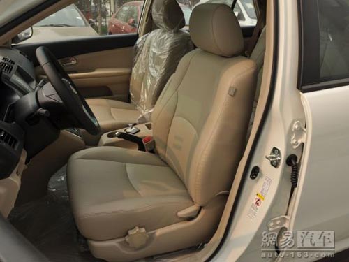 比亞迪S6 2013款 2.4AT尊享型