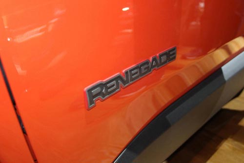 日內(nèi)瓦車展 Jeep入門小SUV命名“自由俠”