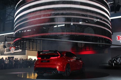 無奈之下的苦中作樂 日內瓦車展回望