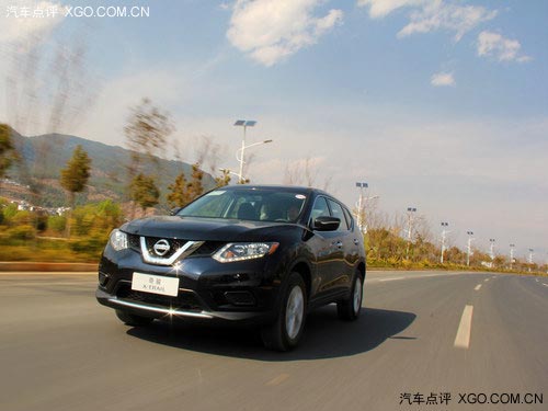 低配不低 試駕全新奇駿2.0L CVT時尚版