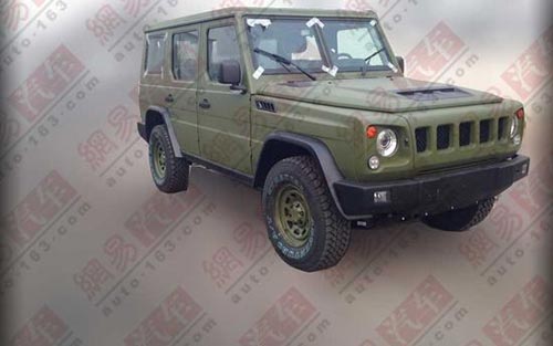 北汽B80無偽實拍曝光 外形酷似奔馳G級