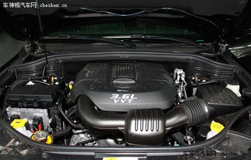 美式大塊頭 4款性能強勁肌肉SUV推薦 JEEP大切諾基，凱迪拉克SRX，道奇酷威，福特銳界