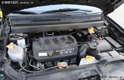 美式大塊頭 4款性能強勁肌肉SUV推薦 JEEP大切諾基，凱迪拉克SRX，道奇酷威，福特銳界