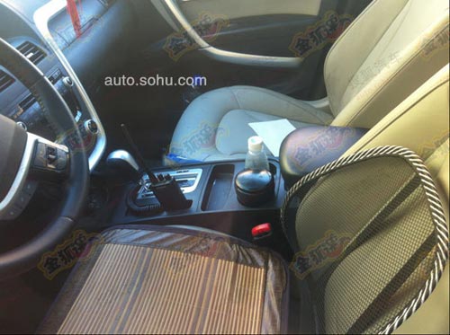 奔騰改款X80諜照