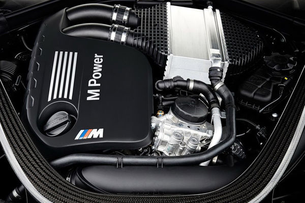 寶馬M4敞篷版官圖 寶馬M4敞篷版官圖