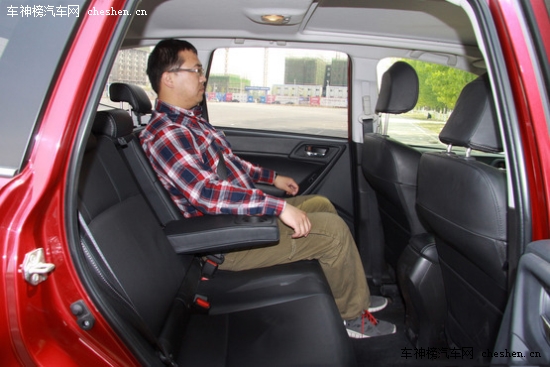 超值的選擇 23萬進口大空間省油城市SUV 23萬,進口,大空間,省油,城市SUV Jeep指南者 三菱歐藍德 斯巴魯森林人