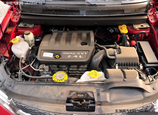 增添男性魅力 25萬(wàn)元級(jí)男人心動(dòng)的SUV導(dǎo)購(gòu) 25萬(wàn)買(mǎi)車(chē),男人買(mǎi)車(chē),帥氣SUV,Jeep,自由客,道奇,酷威,斯巴魯,森林人,日產(chǎn),奇駿