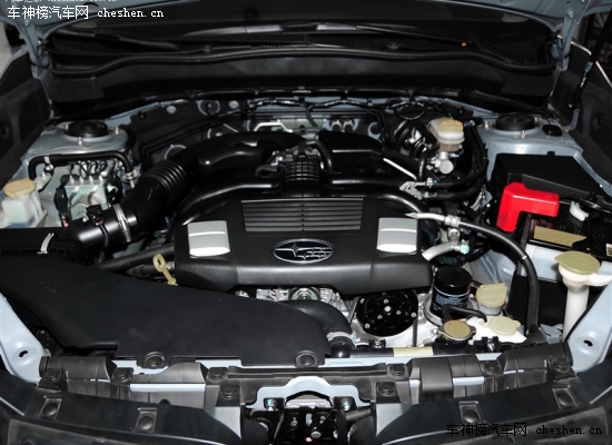 增添男性魅力 25萬(wàn)元級(jí)男人心動(dòng)的SUV導(dǎo)購(gòu) 25萬(wàn)買(mǎi)車(chē),男人買(mǎi)車(chē),帥氣SUV,Jeep,自由客,道奇,酷威,斯巴魯,森林人,日產(chǎn),奇駿