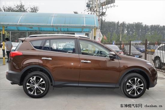 經(jīng)濟(jì)油耗動(dòng)力足 黃金排量熱銷合資SUV推薦 經(jīng)濟(jì)油耗車，黃金排量車型,熱銷合資SUV車型推薦，一汽豐田RAV4，東風(fēng)標(biāo)致3008，東風(fēng)日產(chǎn)奇駿，長(zhǎng)安福特翼虎