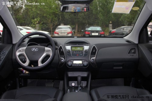 五月自駕首選 4款20萬元左右熱門SUV推薦 SUV,自駕,大眾途觀,本田CR-V,現代ix35,新奇駿,五一,自駕游,越野能力