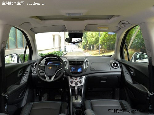 年輕消費(fèi)者的對(duì)象 近期熱門的小型SUV推薦 小型SUV,東風(fēng)標(biāo)致2008,雪佛蘭創(chuàng)酷,別克昂科拉,福特翼博 SUV車型