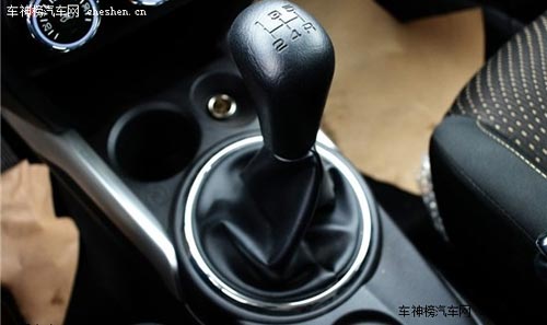 氣派又實用 4款20萬元熱門四驅SUV推薦 四驅SUV,現代ix35,三菱勁炫ASX,斯巴魯XV,起亞獅跑,兩驅版,20萬元車型