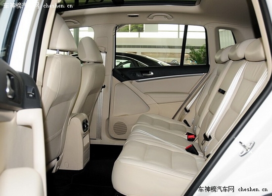 雨季安全出行 5款“好水性”SUV推薦 雨季安全出行,5款“好水性”SUV推薦,廣汽豐田,漢蘭達,一汽豐田RAV4,上海大眾,途觀,東風(fēng)本田CR-V,東風(fēng)日產(chǎn),奇駿