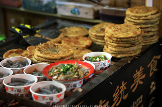 雞豆涼粉和粑粑