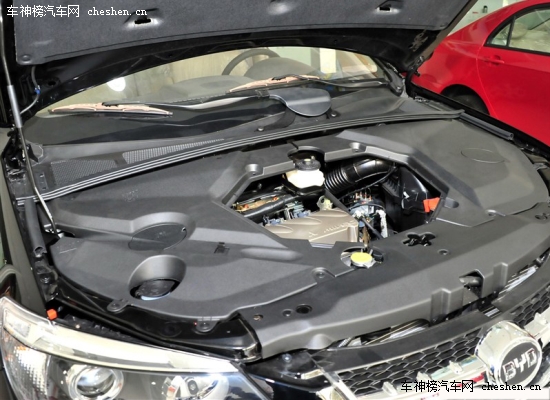 個高不怕撞頭 4款國產實惠大空間SUV導購 國產,實惠,大空間SUV,導購,力帆X60,華泰寶利格,吉利全球鷹GX7,比亞迪S6