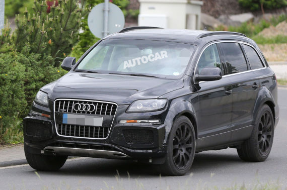 賓利SUV偽裝成奧迪Q7的諜照