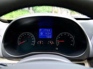 奇瑞汽車 瑞虎3 2014款 1.6L CVT尊尚版