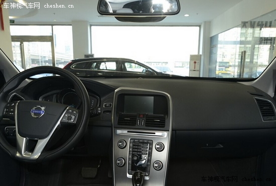 口碑一直不錯 4款入門級豪華SUV車型推薦 入門級豪華SUV推薦,Jeep,自由光,奧迪Q5,沃爾沃XC60,奔馳GLK