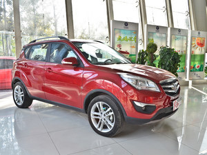 定位精準性價比高 東風風行景逸X3試駕