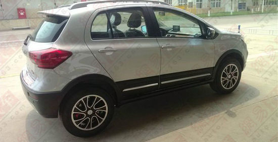 預售6萬起 哈弗全新小型SUV H1實拍曝光