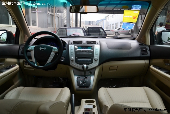 10萬節(jié)油高速車 自主渦輪增壓SUV車型推薦 自主車導購,渦輪增壓SUV導購,中華V5,10-15萬車型導購,長安CS75,比亞迪S6,哈弗H6,陸風X5