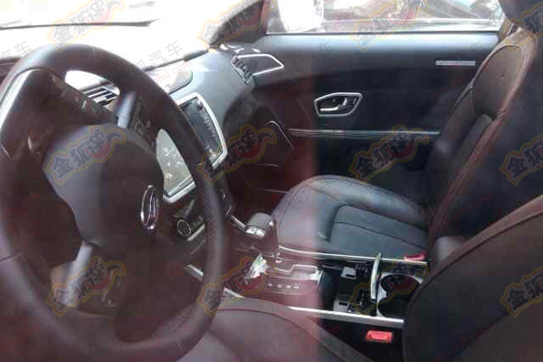 陸風E32內飾諜照曝光 陸風E32內飾諜照曝光